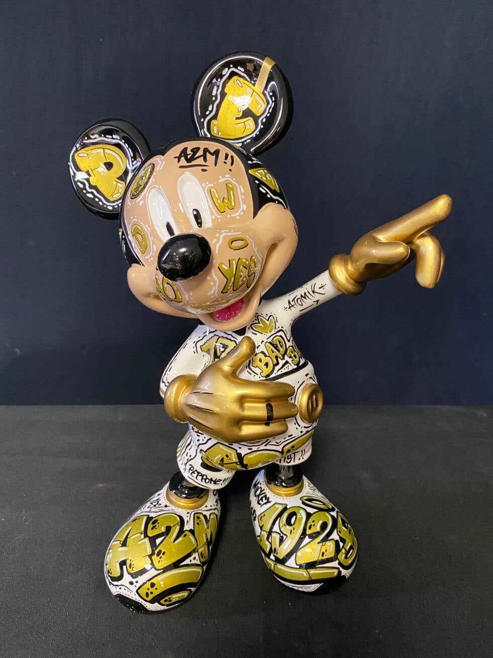 Mickey -B boy gold&black - 40cm